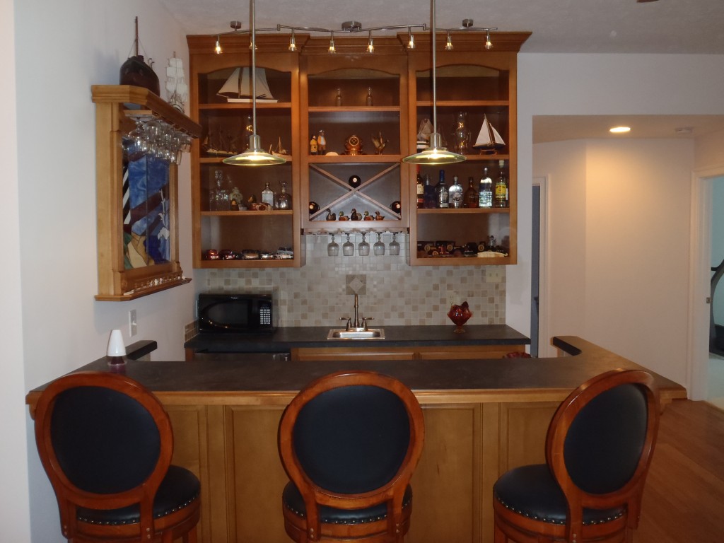 Entertainment Centers, Custom BuiltIns and Display Cases WoodWorks R Us